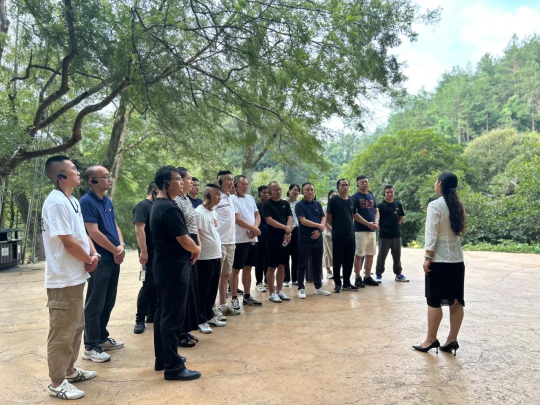 厚植爱国情怀 弘扬革命精神——中共南通洋口港港城开发有限公司支部委员会 中共江苏洋口港投资开发有限公司支部委员会